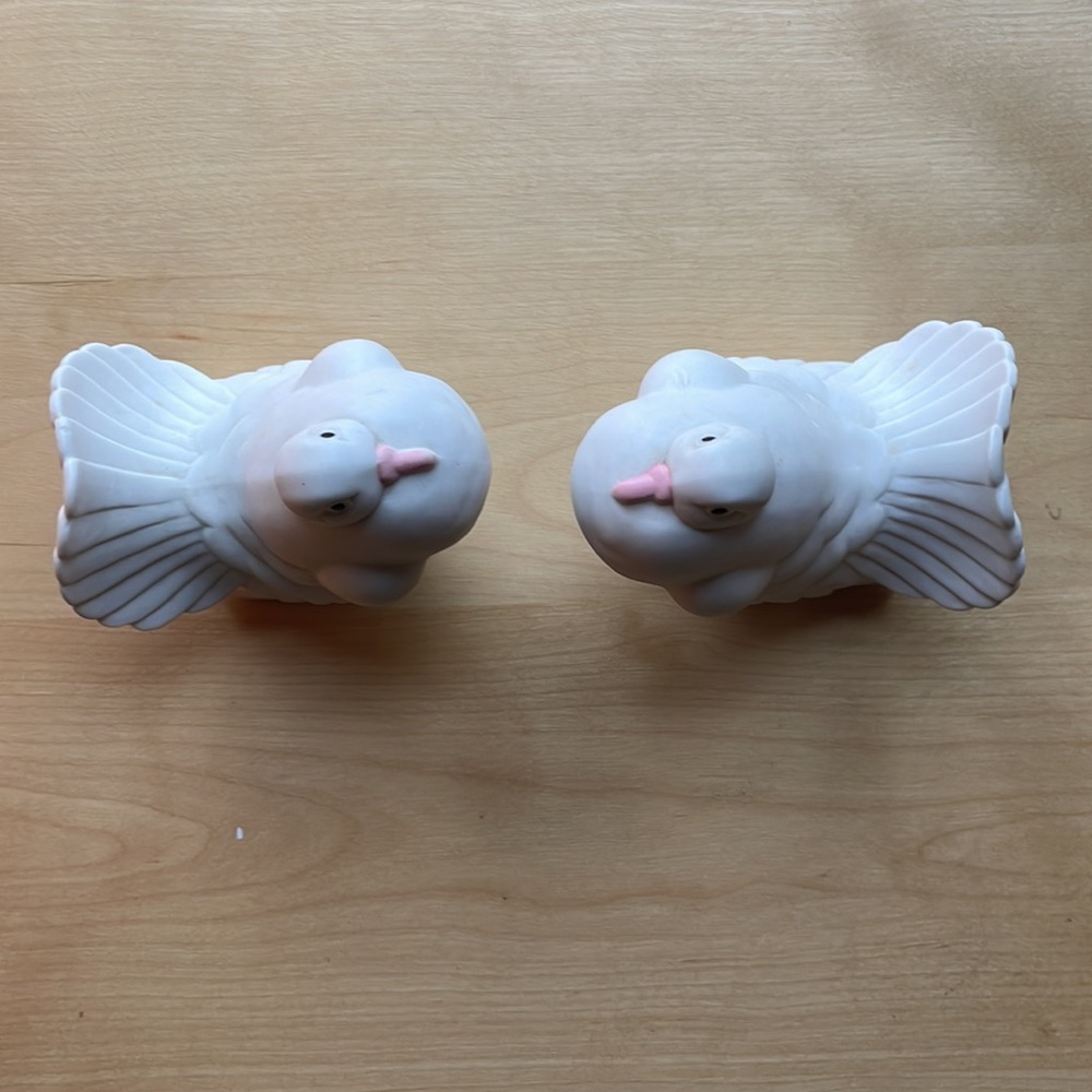 Ornamental, ceramic, turtledove pair